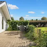 4 Star Holiday Home In Hejls Holiday home