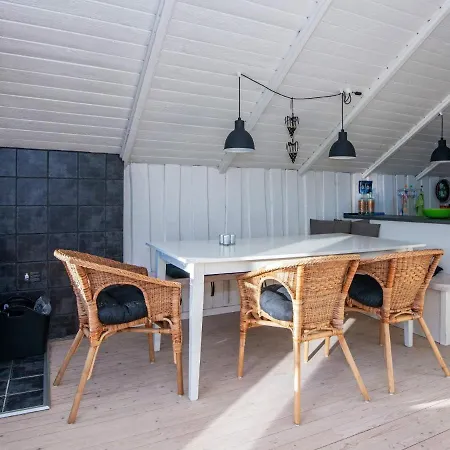 8 Person In Holiday home *