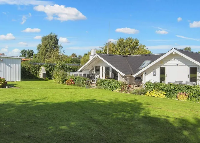 8 Person In Hejls-by Traum * Hejls